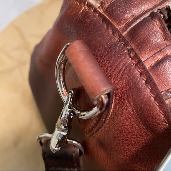 Old Trend hand painted ombre satchel in dark brown - Picture 7 of 16